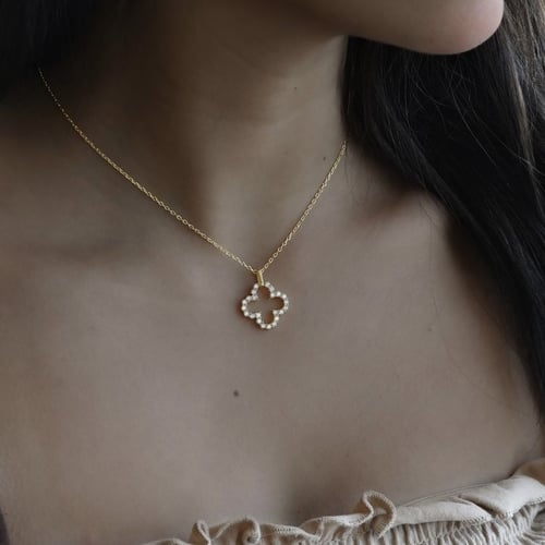 سلسلة الورد الأنيقة اللون / ذهبي . (N973)