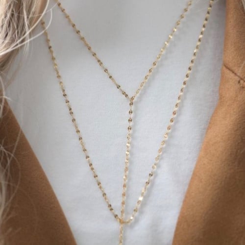 سلسلة أنيقة مكونة من طبقتين باللون الذهبي (N373) .