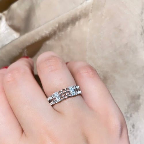 خاتم أنيق اللون فضي (R259) .