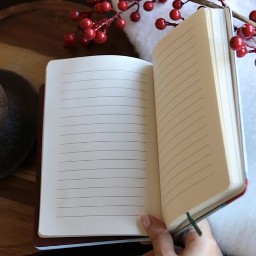 دفتر نفسك أولى بالحب . (NOTEBOOK12)