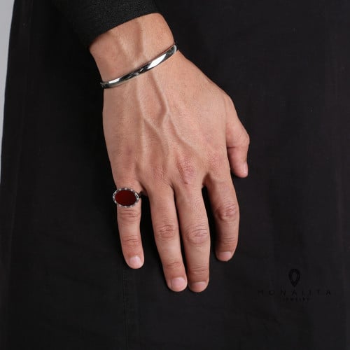 خاتم أنيق رجالي اللون فضي-عودي (KR11) .