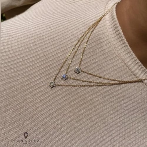 سلسلة أنيقة باللون الذهبي (N233) .