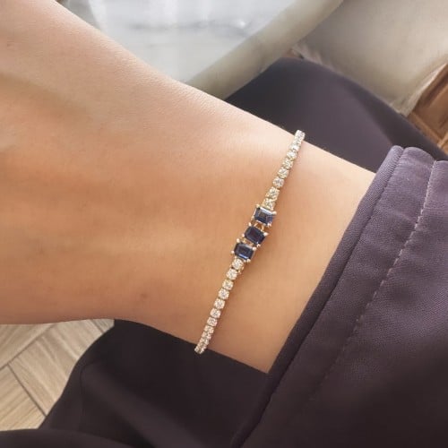 أسورة أنيقة باللون / ذهبي . (B984)