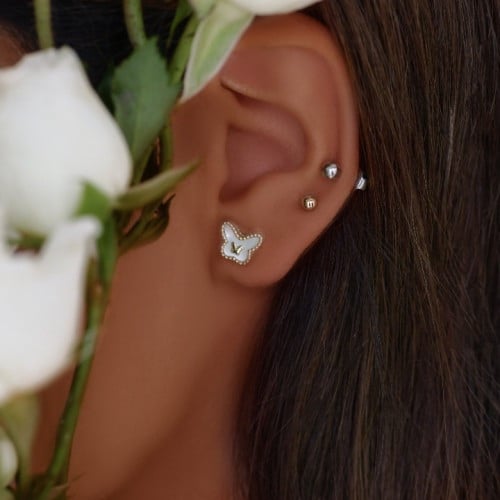 حلق فراشة أنيق اللون ذهبي (E360).