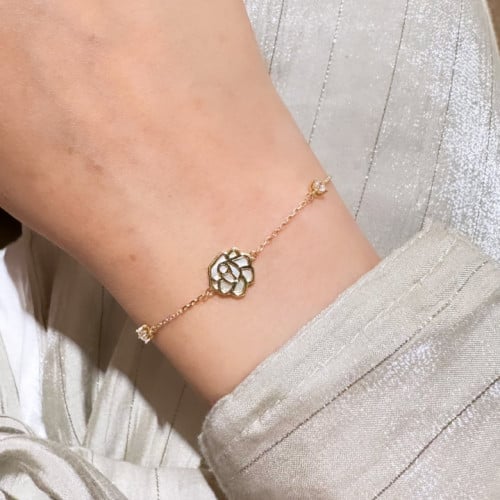 أسورة ورد أنيقة باللون الذهبي (B790).