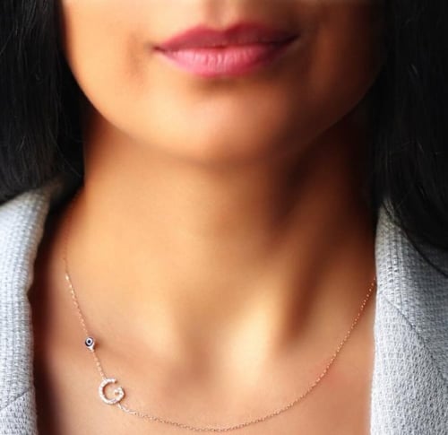 سلسلة حرف بالانجليزي الأنيقة , اللون روز جولد (LE1...