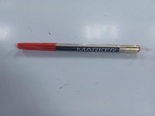 قلم سبورة أحمر