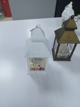 فانوس رمضان لون أبيض