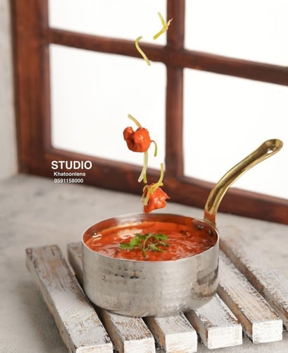 نافدة المادح بني