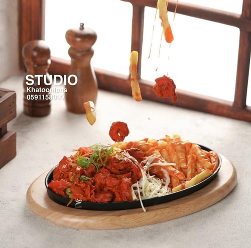 نافدة المادح بني