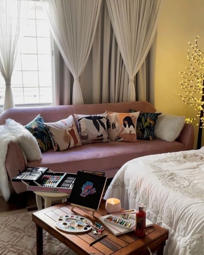 طاولة طي متنقلة