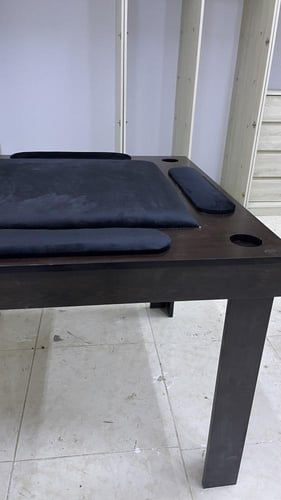 الطاولة الكبيرة بلوت