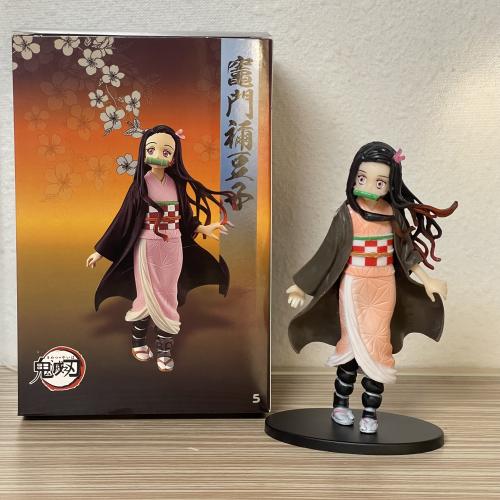 فيقر قاتل الشياطين ( نيزوكو كامادو )