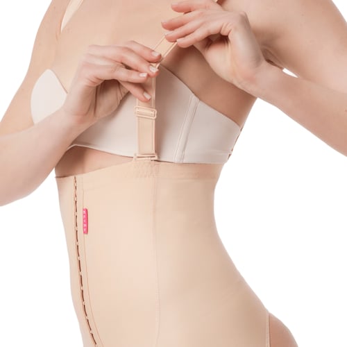 مشد ايطالي تحت الركبة شد المؤخرة البرازيلية بعد عم...