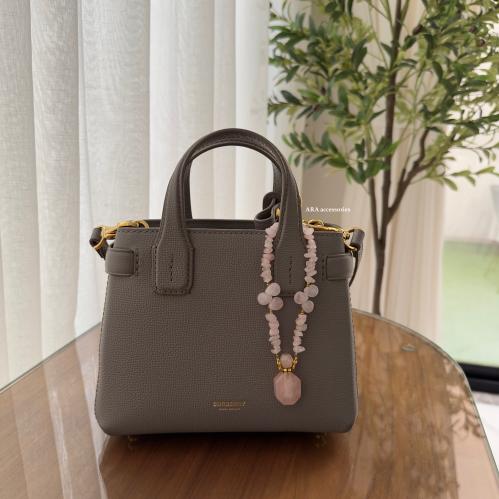 تعليقة شنط تولة من حجر لعطرك المفضل ولها ٣ استخدام...