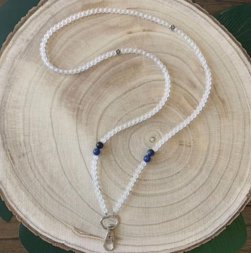 تعليقه بطاقه خرز شفاف