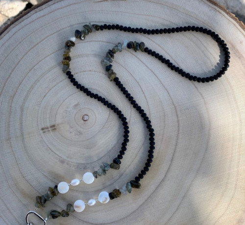 تعليقه بطاقه خرز اسود مطفي ولولو زراعي