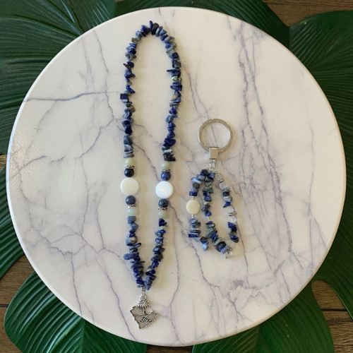 تعليقة سيارة حجر أزرق