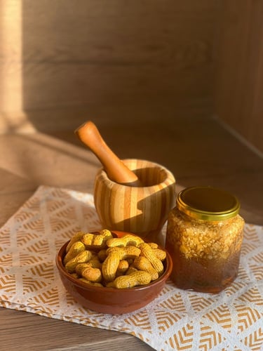عسل المكسرات للتسمين