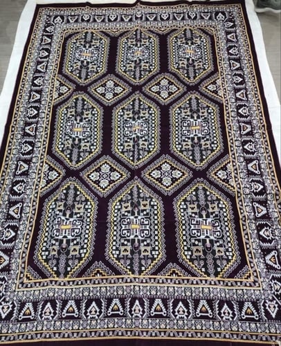 فرشة كبيرة للجلسات الخارجية