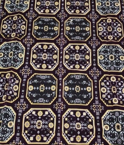 فرشة كبيرة للجلسات الخارجية