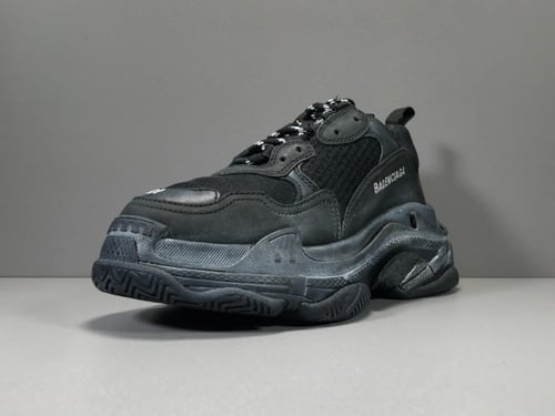 Balenciaga Triple S Black