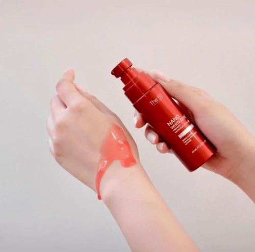 سيروم نانو وايت دوز ذا الف لجميع أنواع البشرة للنس...