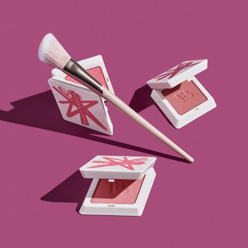 فنتي بيوتي احمر خدود سويد باودر مطفي