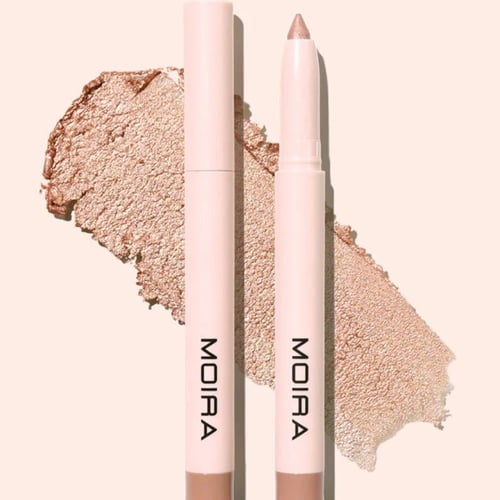 مويرا في لمحة ستيك شادو