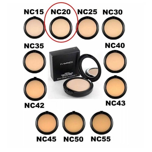 بودرة أساس مضغوطة ستوديو فيكس من ماك