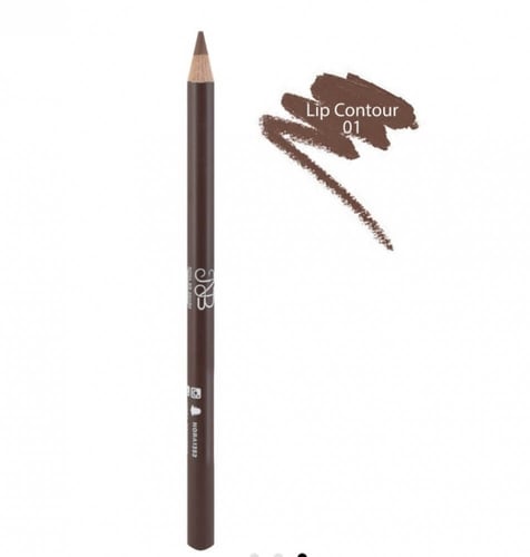 نورة بو عوض قلم كونتور الشفايف 01