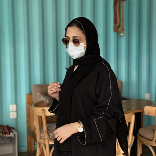 طرحه سلسله لون فضي فصوص قماش الطرحه ستان