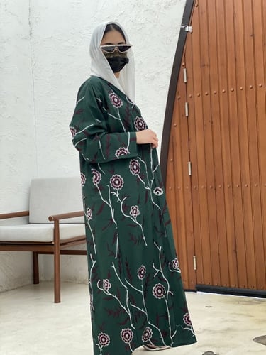 بكج لولو عرض عبايتين ٩٩ريال