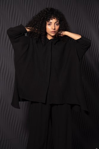 طقم توب وبنطلون لون اسود