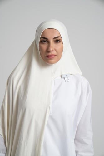 حجاب قطن مخيط جاهز - أوف وايت