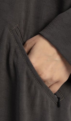 عبايهِ AL لون زيتي