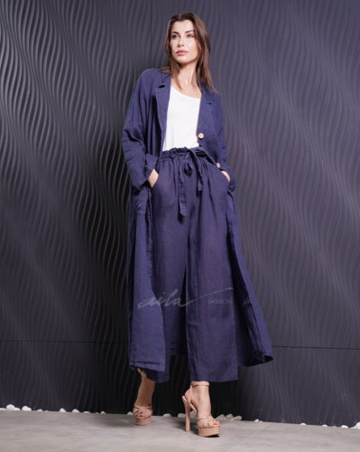 بليزر لينن مع بنطلون كحلي