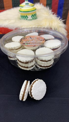 1 كيلو مضير محشي تمر خلاص 2 علبه