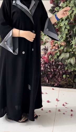 عبايه تصميم كويتي رسميه نص كلوش