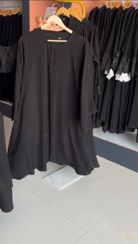 خطوط دائري على الاكتاف