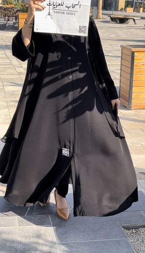 عبايه مع الجوانب شيفون