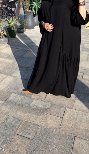 عبايه كسرات مع الجوانب والخلف