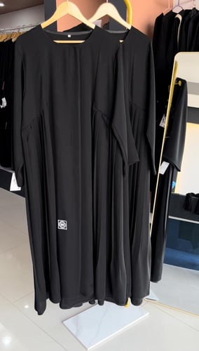 عبايه كسرات مع الجوانب