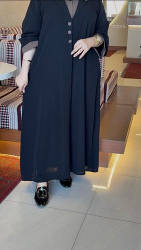 تصميم كويتي بقميص بني