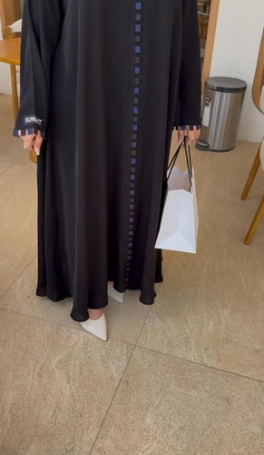 عبايه بكلفه كحلي