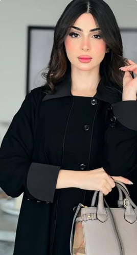 عبايه قلابي بلون رصاصي ذرب