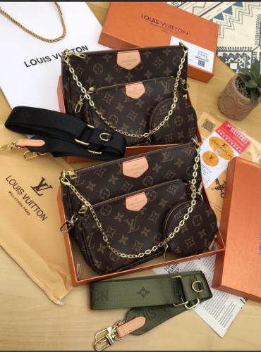 لويس فيتون مع كافه الملحقات مجاني