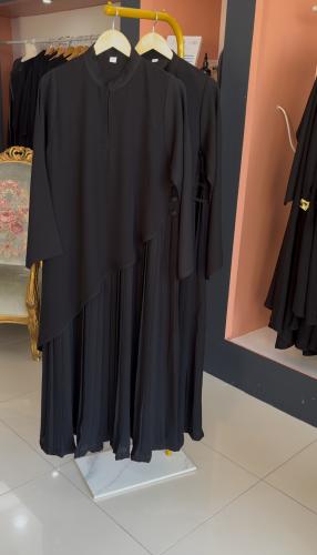 عبايه بكسرات من الامام