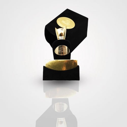 يومسيرا برنسس فلفت الأسود عطر نسائي 6056-100مل