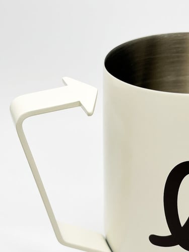 بتشر داش اورو الفائز بجائزة آرت اللاتيه 2022 لون ا...